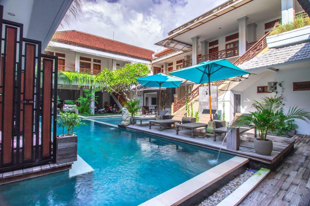เจมินี ตาร์ โฮเต็ล Hotel กูตา ภายนอก รูปภาพ